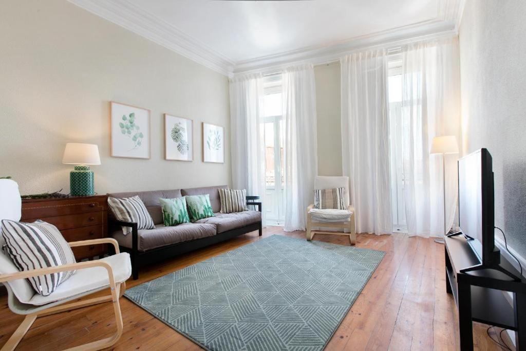 Pretty Clerigos 132 Apartment Porto Bagian luar foto