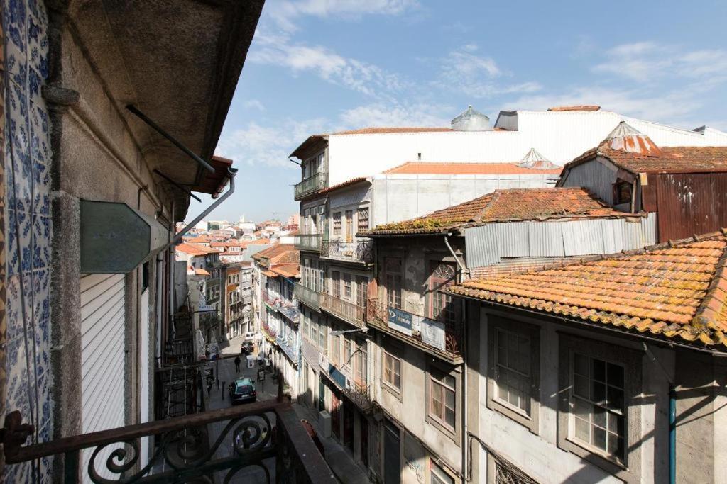 Pretty Clerigos 132 Apartment Porto Bagian luar foto